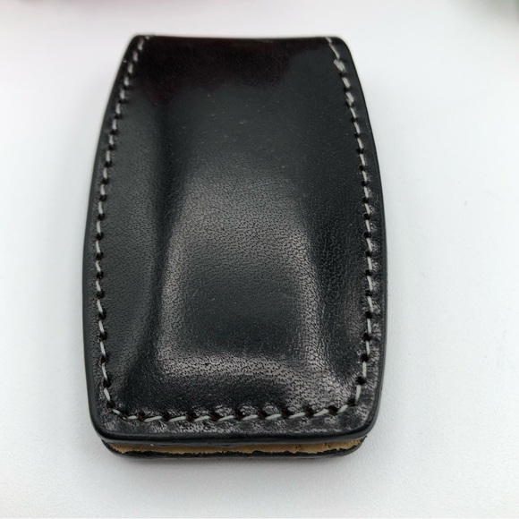 Sheridan Stitched Black Smooth Leather Magnetic Money Clip Holder Wallet - Picture 3 of 16